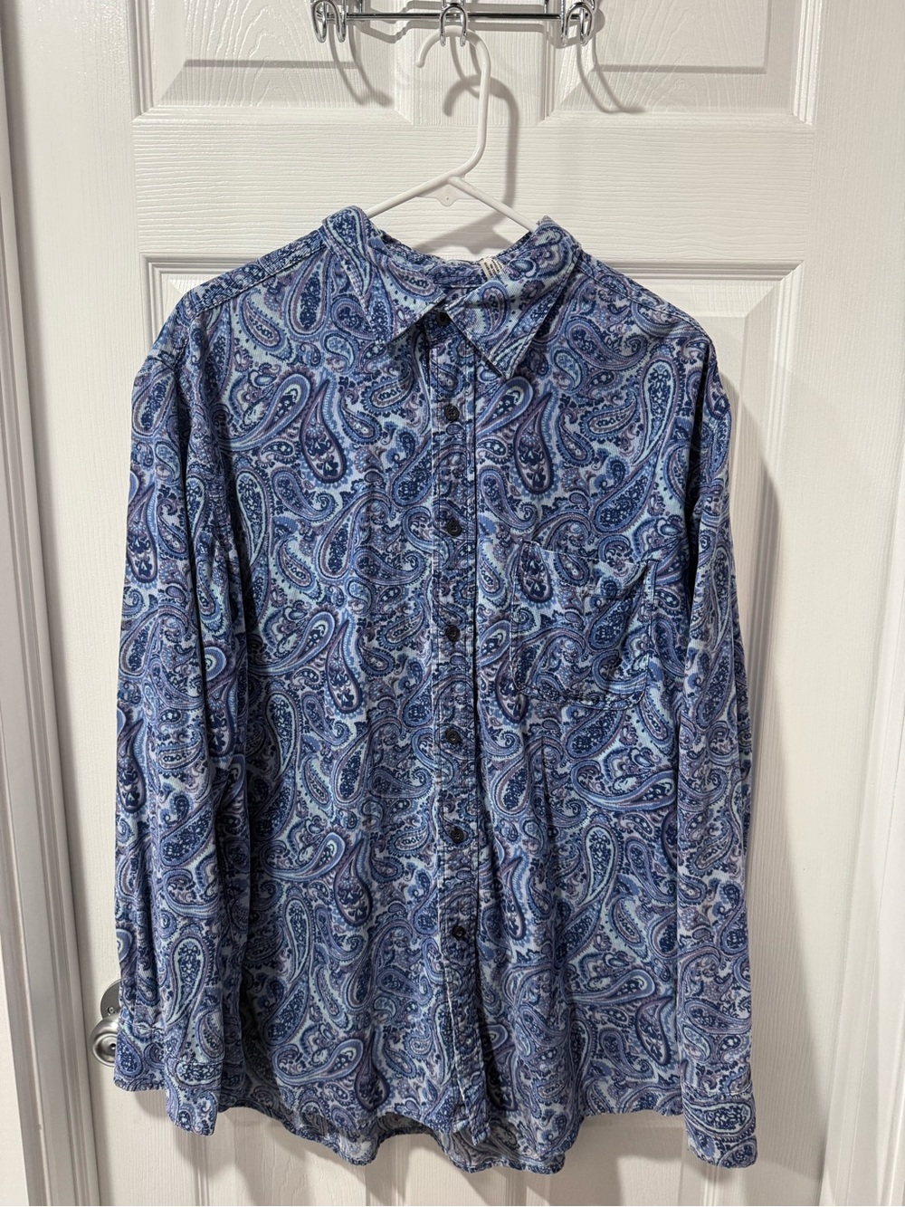 Vintage Men’s Blue paisley corduroy, groovy Button-Up Shirt, XL